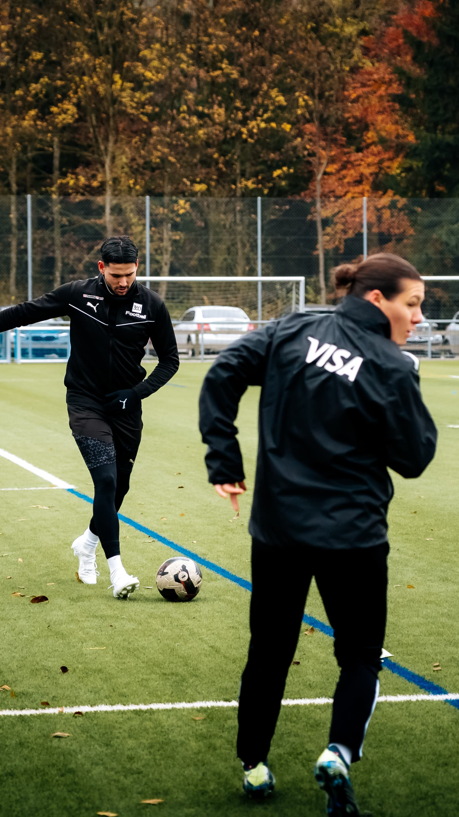 Fussballtraining mit Ramona Bachmann Frauenfussball