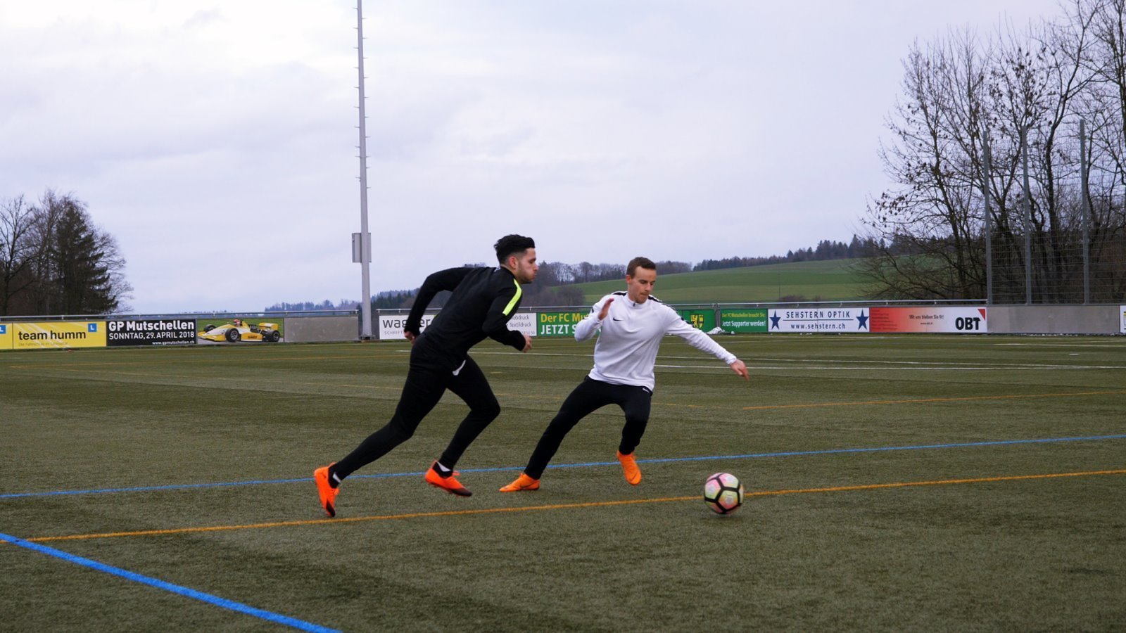 1 gegen 1 Übungen Fussball