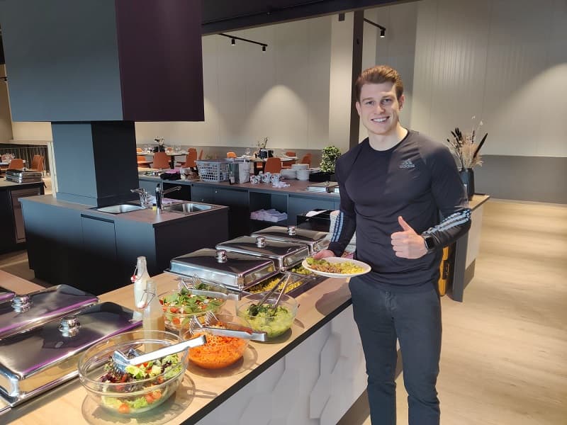 Tobias Anselm bei der Ernährungsberatung für Fussballer von 360Football